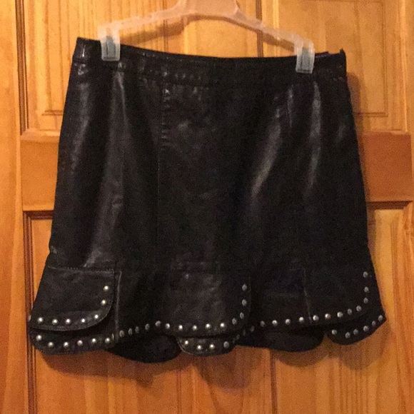 Free People Dresses & Skirts - EUC VTG Free People Vegan Leather Ruffle Pleated Mini Skirt